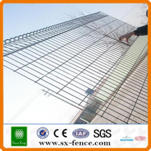 Roll Top Panel Fencing System